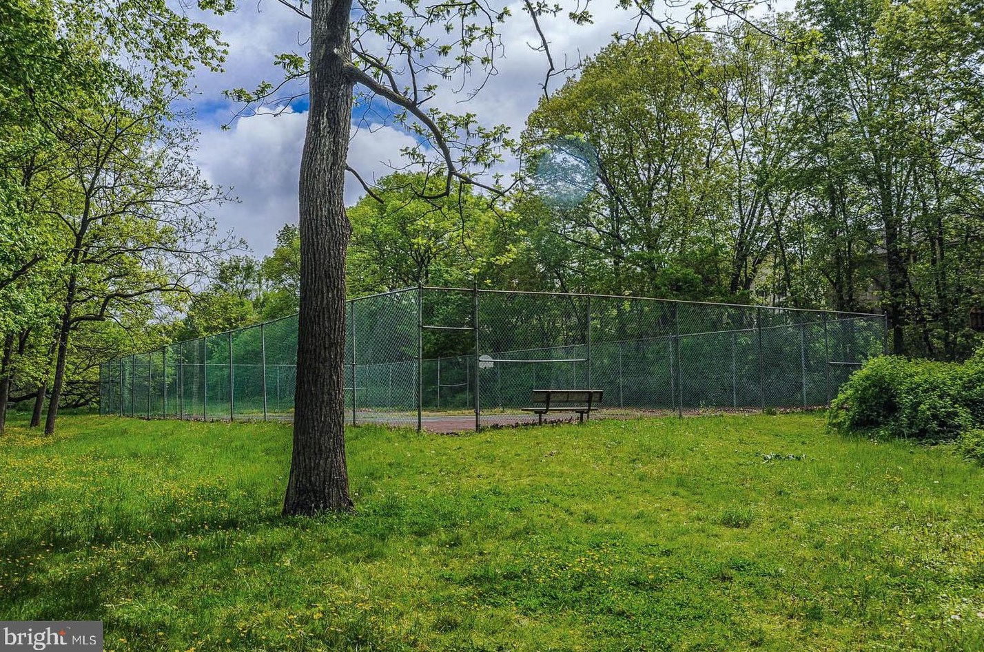 186 Roboda Blvd, Limerick PA  19468-2978 exterior