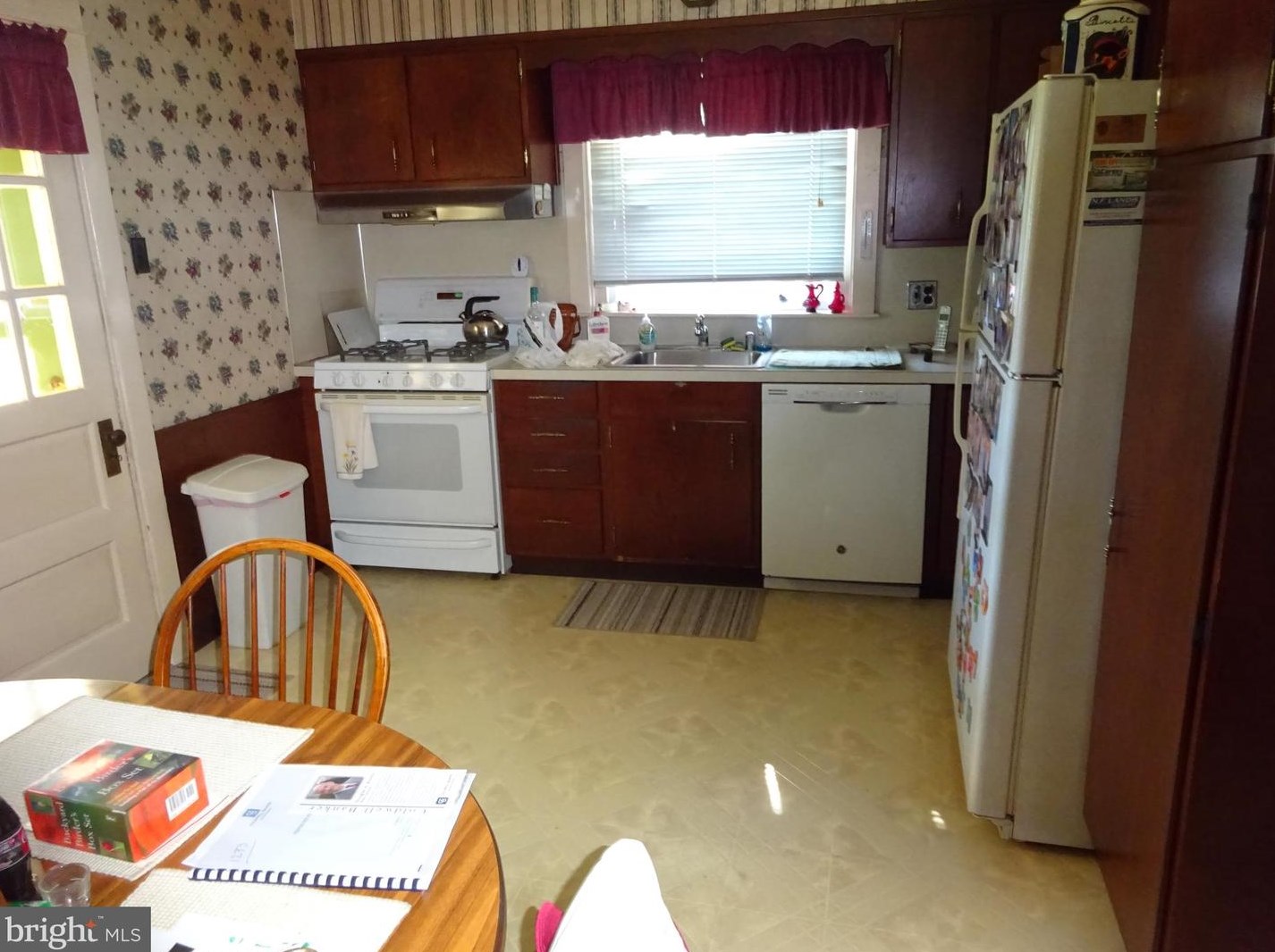 433 Perkiomen Ave, Lansdale PA 19446-3432 exterior