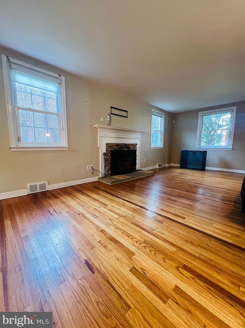 1526 Knox Rd, Penn Wynne PA  19096-2516 exterior