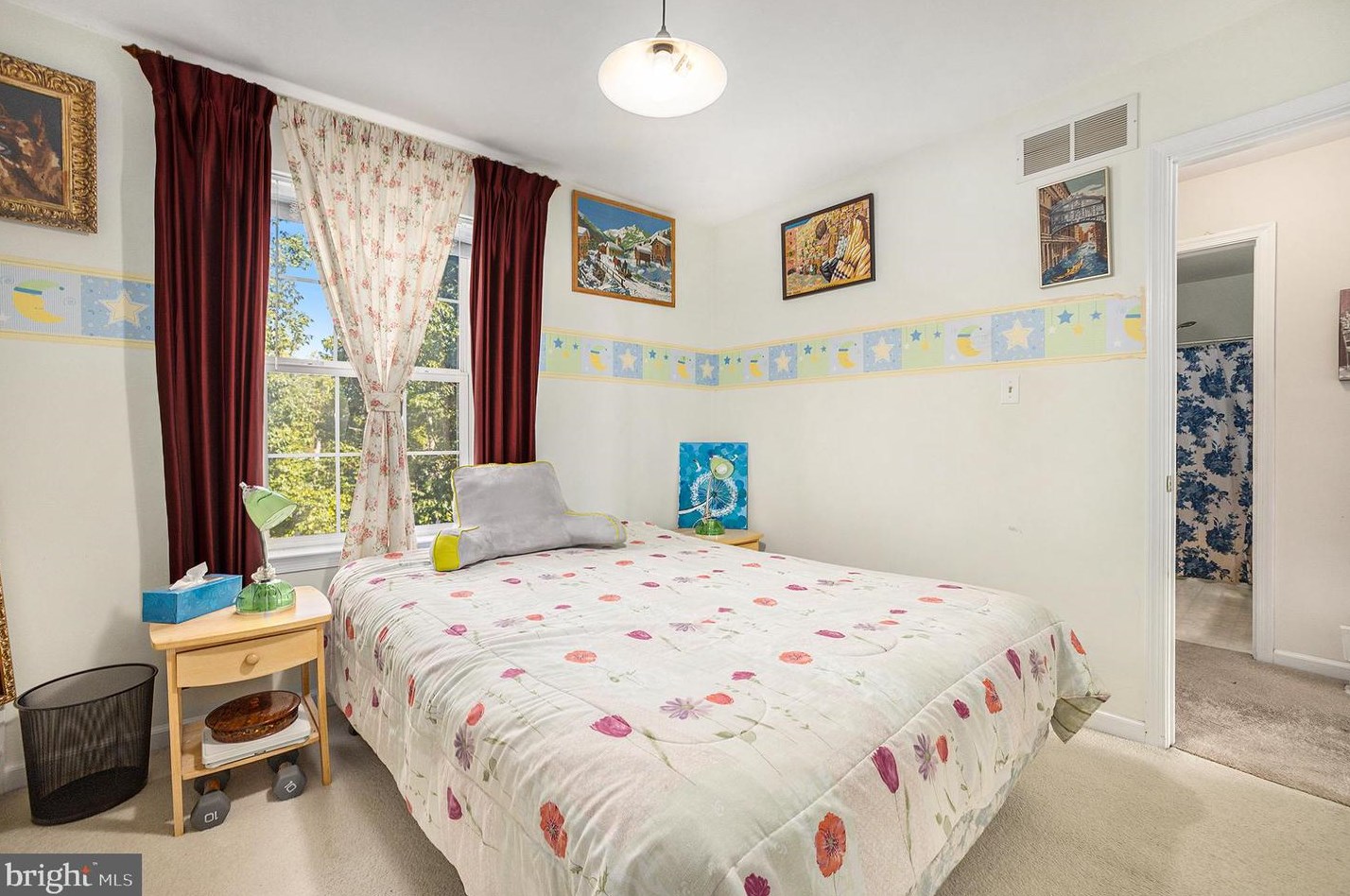 1190 Oxford Cir, Lansdale PA 19446-6657 exterior