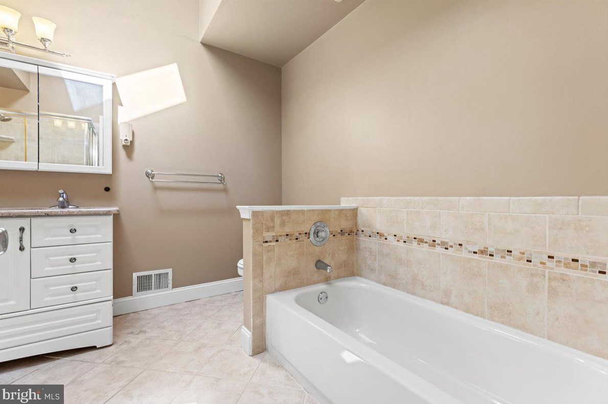 1403 Reagan Ct, Norristown PA  19403-5257 exterior