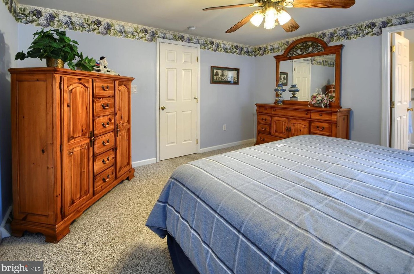 3017 Inkberry Cir, North Wales PA 19454-4440 exterior