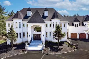 832 Paradise Dr, Ambler, PA 19002 - Photo 1