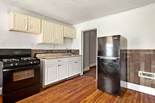 564 Walnut St, Pottstown, PA 19464 - Photo 9