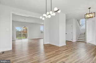 2803 N Charlotte St, Gilbertsville, PA 19525 - Photo 3