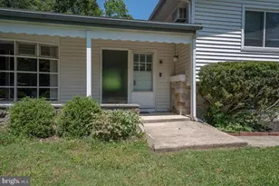 161 Lantern Ln, King of Prussia, PA 19406 - Photo 3