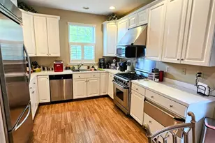 220 Hampton Green Dr, North Wales, PA 19454 - Photo 11