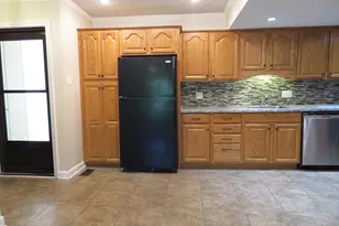 126 Berwick Pl, Lansdale, PA 19446 - Photo 5