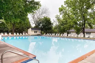 126 Berwick Pl, Lansdale, PA 19446 - Photo 3