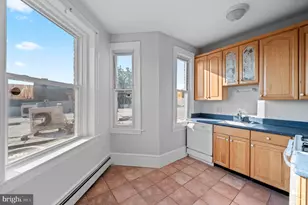 834 W Lancaster Ave, Bryn Mawr, PA 19010 - Photo 3