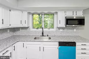 2317 E Orvilla Rd, Hatfield, PA 19440 - Photo 7