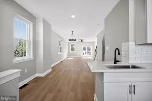 530 Grove St, Bridgeport, PA 19405 - Photo 5