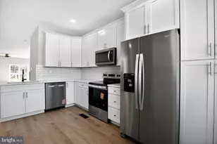 530 Grove St, Bridgeport, PA 19405 - Photo 11