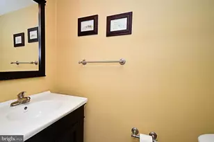 102 Gwynmont Dr, North Wales, PA 19454 - Photo 35