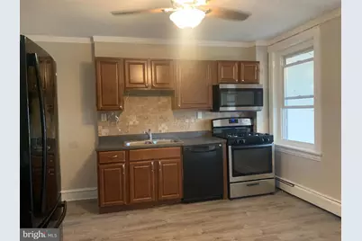 73 W 5th Street, Bridgeport, PA 19405 - Photo 7