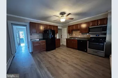 73 W 5th Street, Bridgeport, PA 19405 - Photo 5