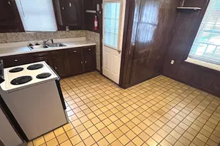 19 W 4th St, Pottstown, PA 19464 - Photo 15