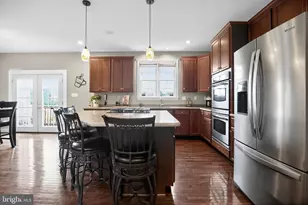 512 Championship Dr, Harleysville, PA 19438 - Photo 15