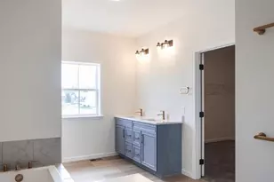 70 Pearl Ln, Gilbertsville, PA 19525 - Photo 27