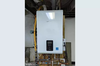 148 W 1st Avenue, Conshohocken, PA 19428 - Photo 11