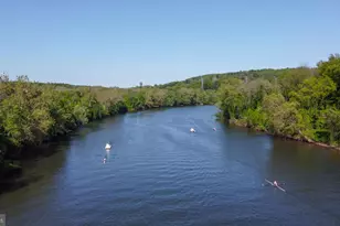 957 Riverplace Dr, Conshohocken, PA 19428 - Photo 37