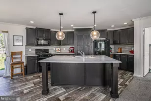 906 Lakeview Dr, Green Lane, PA 18054 - Photo 9