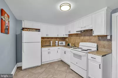 905 W Marshall Street, Norristown, PA 19401 - Photo 11