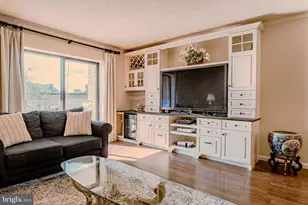 10211 Valley Forge Cir, King of Prussia, PA 19406 - Photo 11