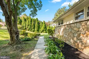 1140 Greentree Ln, Penn Valley, PA 19072 - Photo 5