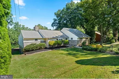 1140 Green Tree Lane, Penn Valley, PA 19072 - Photo 3