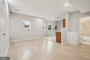 1009 W Main St, Norristown, PA 19401 - Photo 11