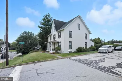 523 Bridge Street, Mont Clare, PA 19453 - Photo 11