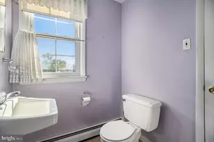 142 Orchard Ln, Hatfield, PA 19440 - Photo 9