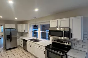 828 Ford St, Bridgeport, PA 19405 - Photo 5