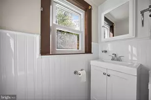 1196 Rebel Hill Rd, Conshohocken, PA 19428 - Photo 23