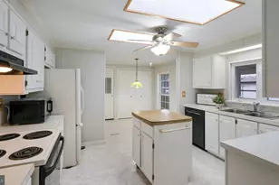 10 Bentwood Ct W, Harleysville, PA 19438 - Photo 11