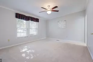 10 Bentwood Ct W, Harleysville, PA 19438 - Photo 21