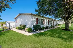 10 Bentwood Ct W, Harleysville, PA 19438 - Photo 25