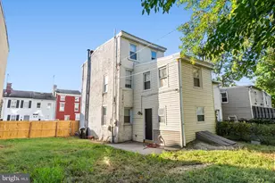 1055 Willow St, Norristown, PA 19401 - Photo 27