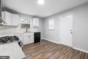 1055 Willow St, Norristown, PA 19401 - Photo 11