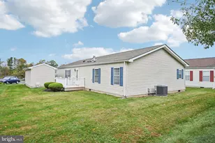 1099 J F K Dr, North Wales, PA 19454 - Photo 43