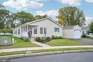 1099 J F K Dr, North Wales, PA 19454 - Photo 5