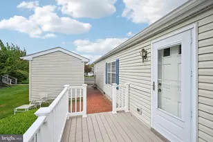 1099 J F K Dr, North Wales, PA 19454 - Photo 39