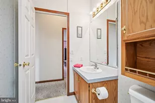 1099 J F K Dr, North Wales, PA 19454 - Photo 35