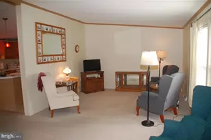 447 Manor House Ln, Souderton, PA 18964 - Photo 7