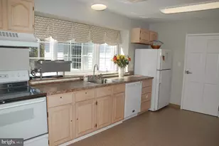 447 Manor House Ln, Souderton, PA 18964 - Photo 41