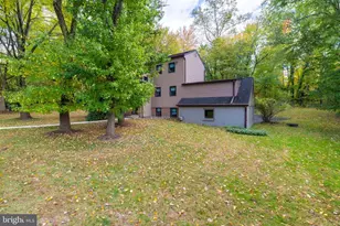 2390 Terwood Rd, Huntingdon Valley, PA 19006 - Photo 3