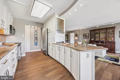 1001 City Avenue #W-404, Wynnewood, PA 19096 - Photo 5