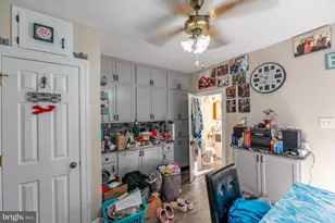 119 E Broad St, Telford, PA 18969 - Photo 31