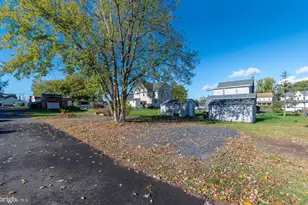 119 E Broad St, Telford, PA 18969 - Photo 49